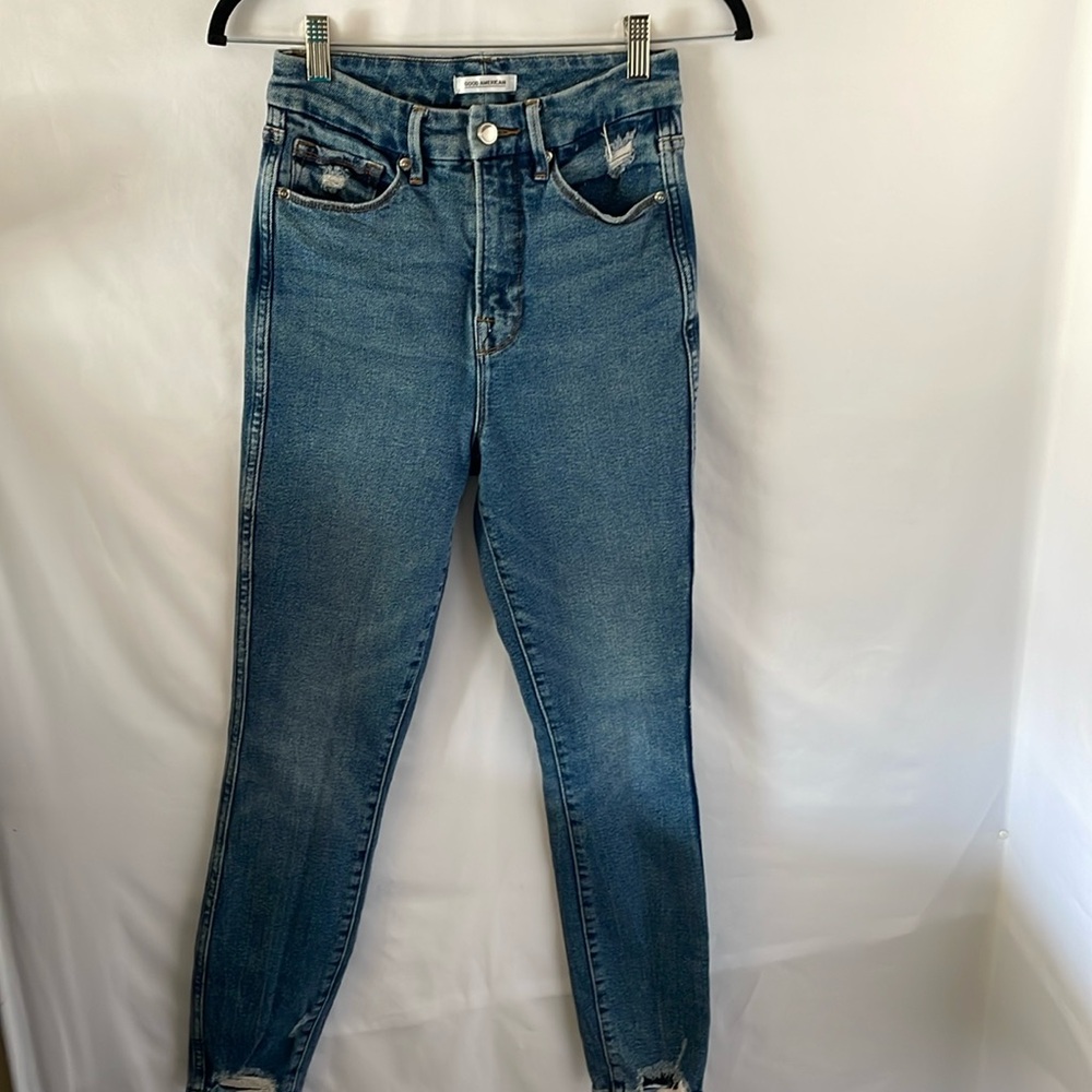 Good American distressed‎ blue jeans size 2/26 good curve stretchy